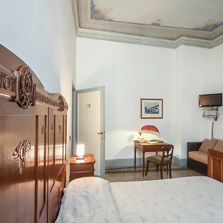 לינה וארוחת בוקר Casa Rovai