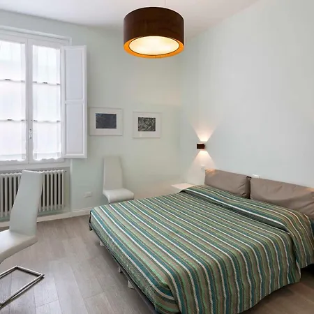 Bed and breakfast Casa Rovai 3*