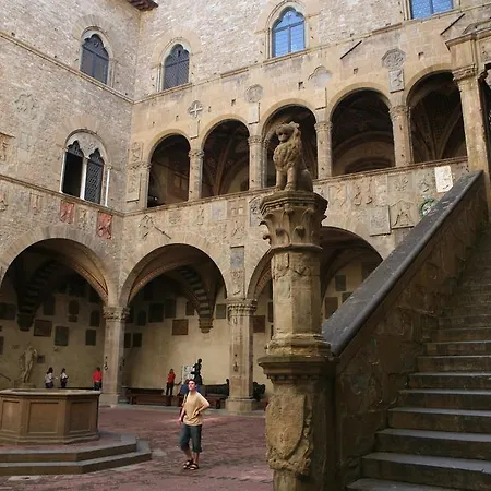 לינה וארוחת בוקר Casa Rovai פירנצה
