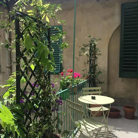 Casa Rovai Bed & Breakfast Florens
